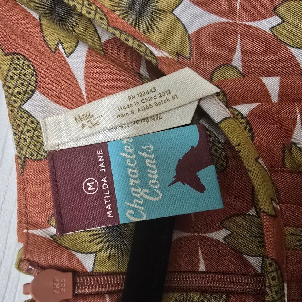 Matilda Jane Women's Floral Dress Size Medium Rust, Olive, cream - Picture 2 of 16